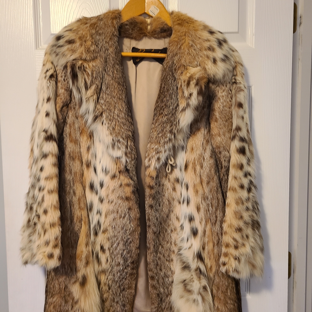 Vintage Elegant Lynx Fur Coat